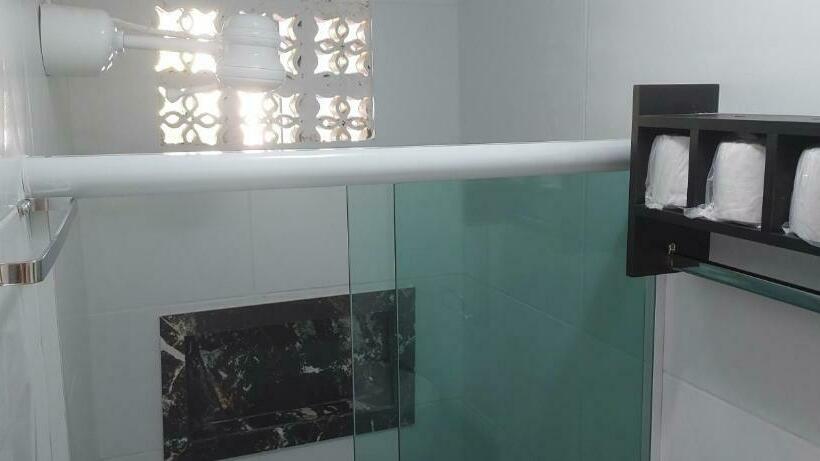 جناح مزوَّد بشرفة, Pv Pousada Passarela Da Vila