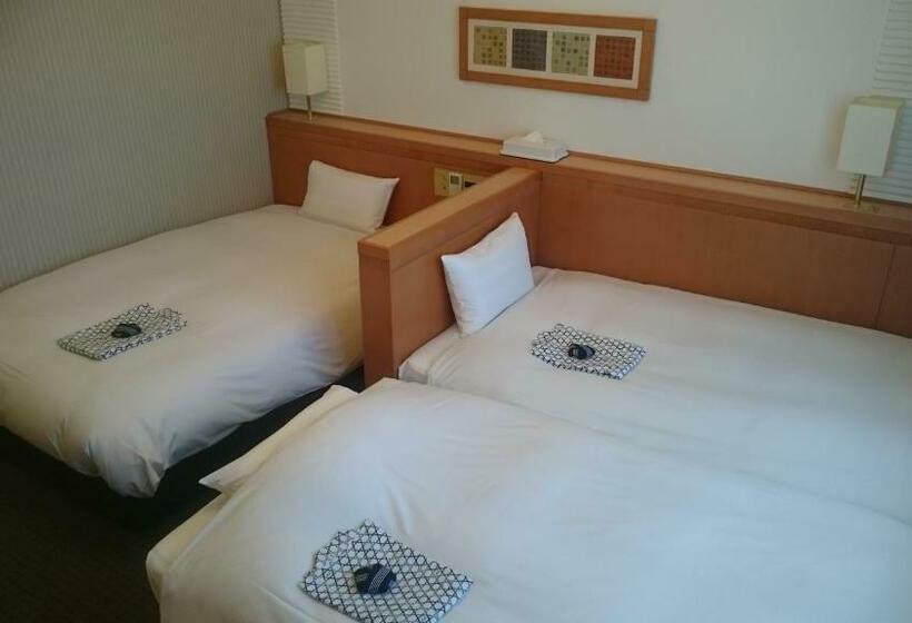 اتاق استاندارد سه نفره, West Inn Fujiyoshida