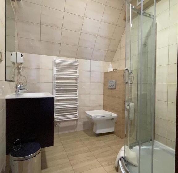 غرفة قياسية رباعية, Pensjonat Sekuła