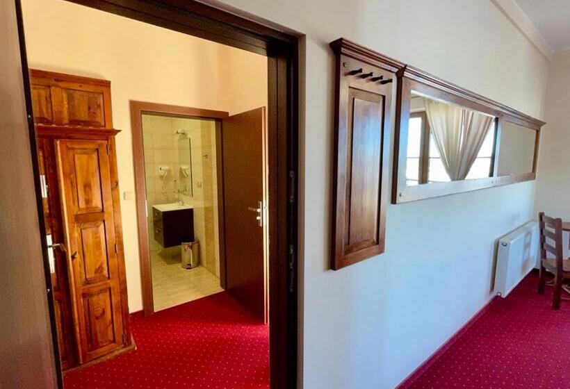 إستوديو قياسى مطلة على الجبل, Pensjonat Sekuła