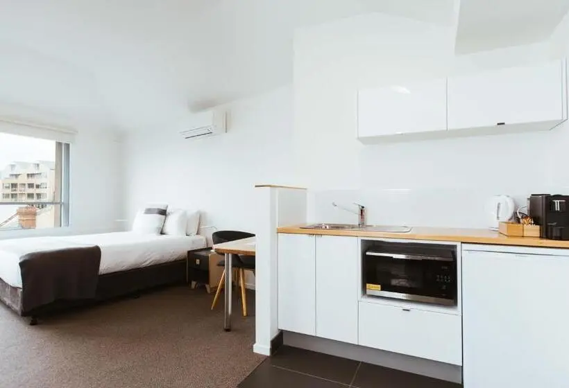 デラックススタジオ, Salamanca Galleria Apartments