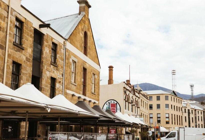 استودیوی لوکس, Salamanca Galleria Apartments