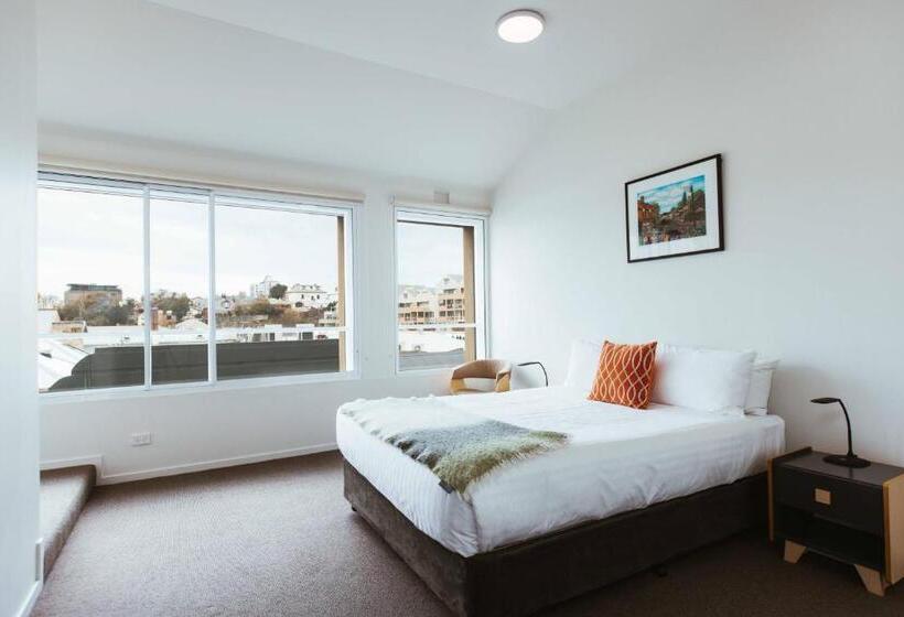 استودیوی استاندارد, Salamanca Galleria Apartments