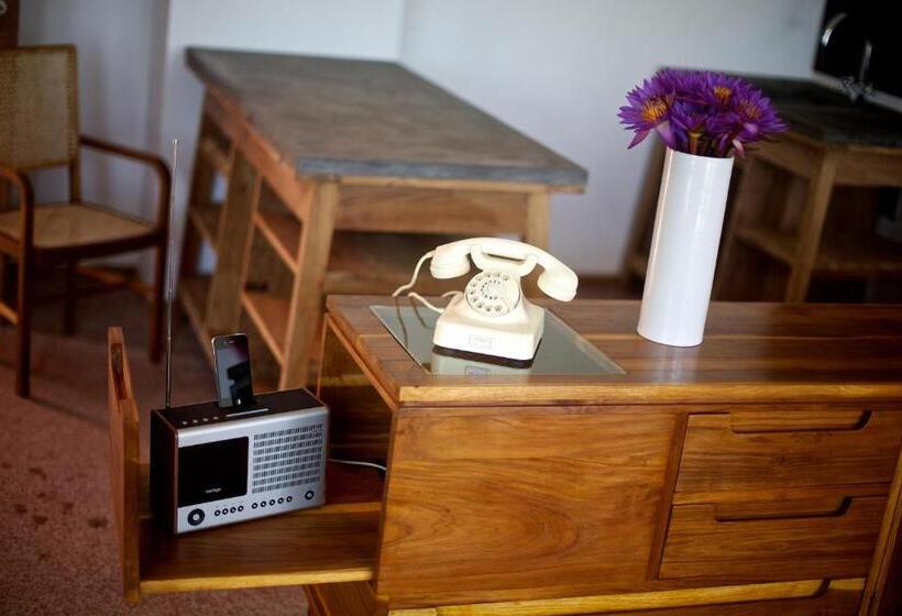 2 Bedrooms Suite Sea View, Utmt Underneath The Mango Tree Spa & Beach Resort