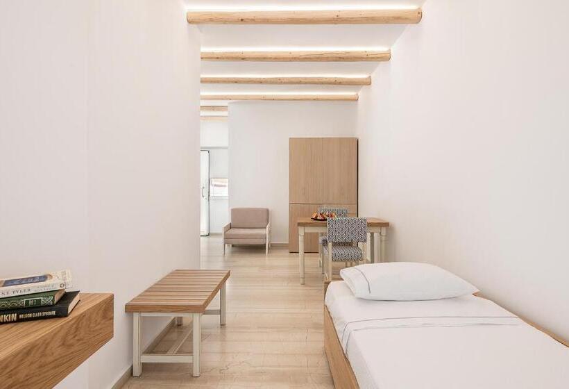 דירת חדר סופריור, Vergina Beach