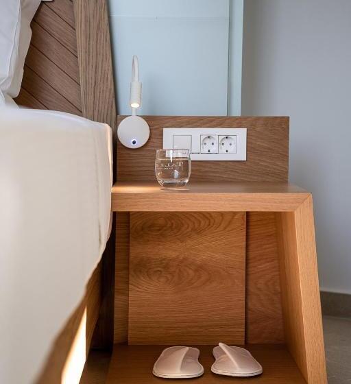 דירת חדר סופריור, Vergina Beach