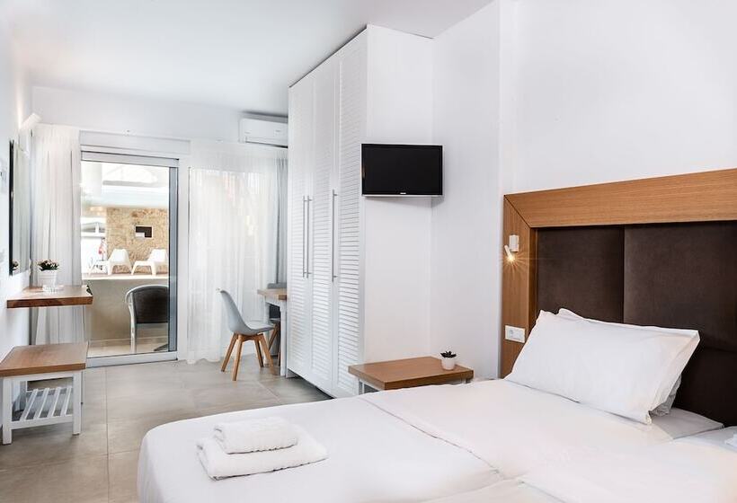 غرفة قياسية إطلالة جانبية علي البحر, Vergina Beach