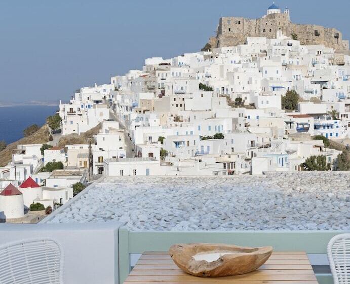 디럭스 4인 룸, Anatoli Luxury Studios & Suites