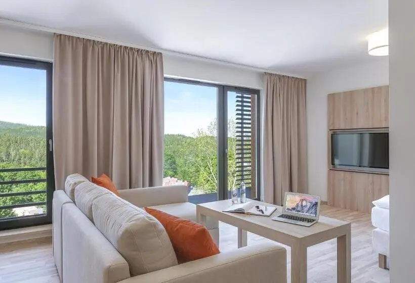 سوییت, Blue Mountain Resort