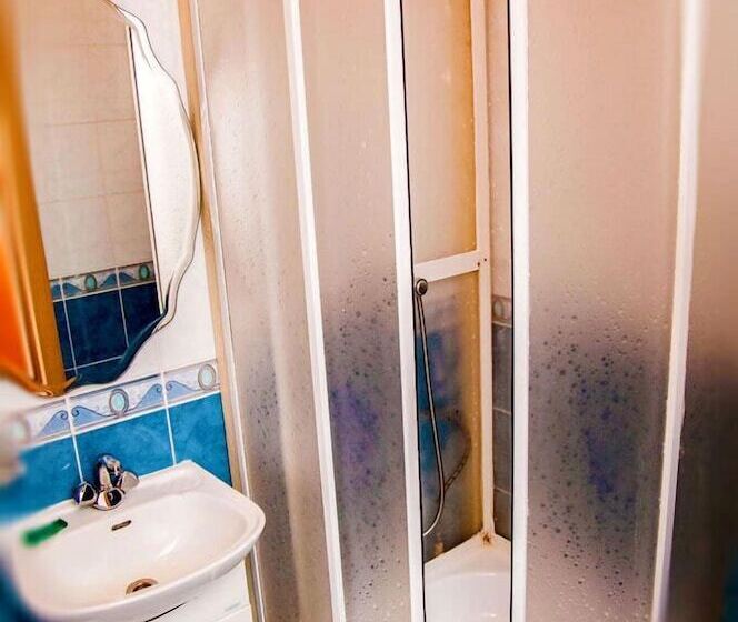 单人经济间, Erofey