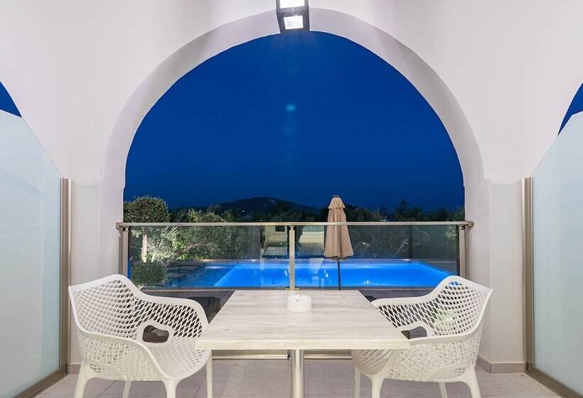 豪华三人间, Litore Luxury Living