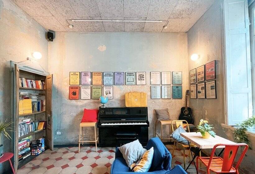 スタンダードルーム, Ostello Bello Lake Como