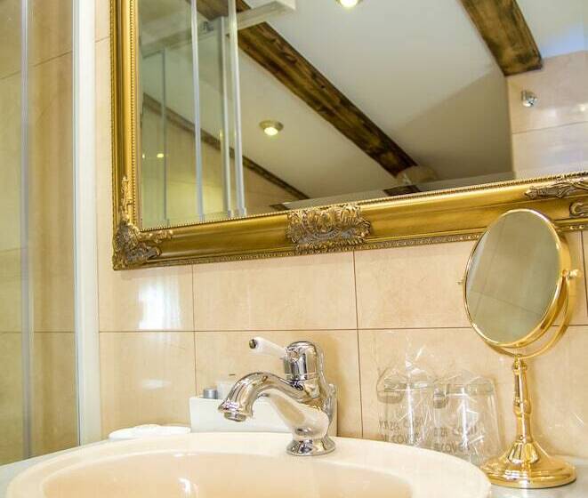 اتاق لوکس با بالکن, Palazzo Venezia Adults Only