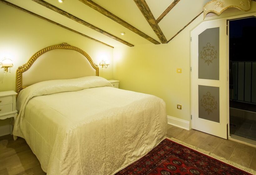 Номер Deluxe с Балконом, Palazzo Venezia Adults Only