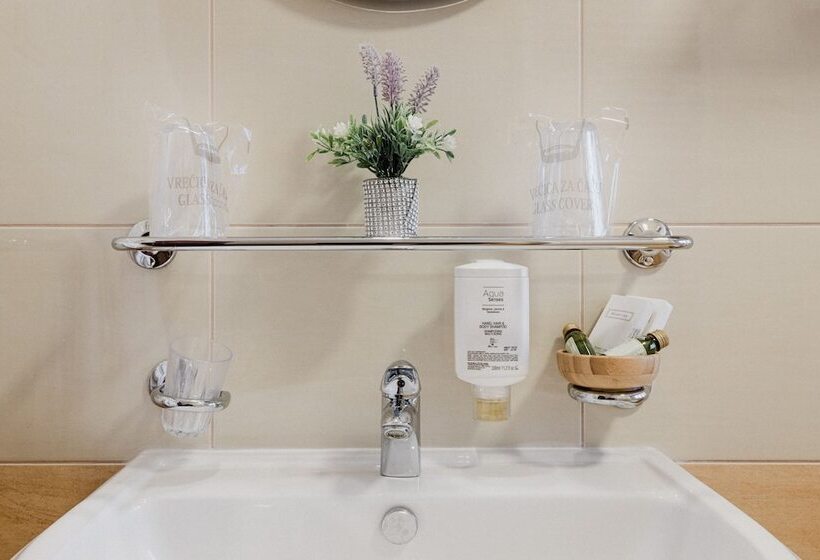 חדר קומפורט, Villa Riva