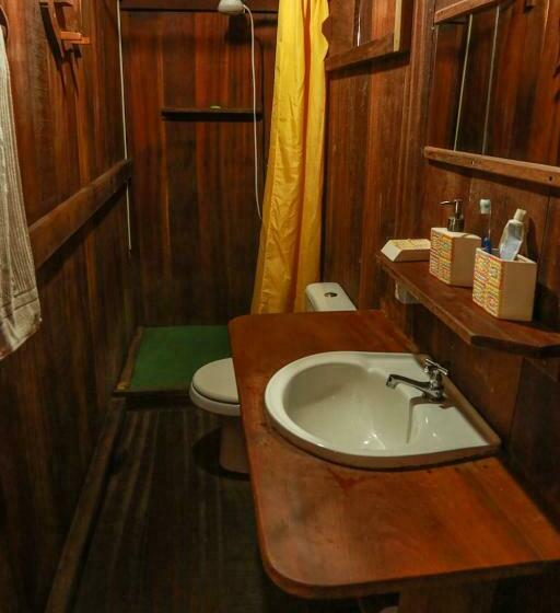 豪华房间, Ciamat Camp