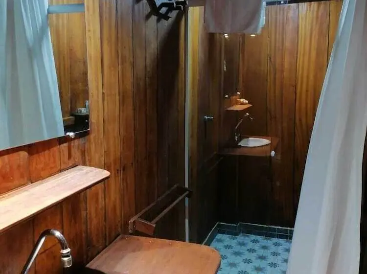 スタンダード４人部屋, Ciamat Camp