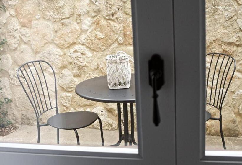 غرفة قياسية داخلية, Don Agostino Relais Masseria