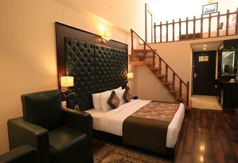 디럭스 4인 룸, Deventure Shimla Hills