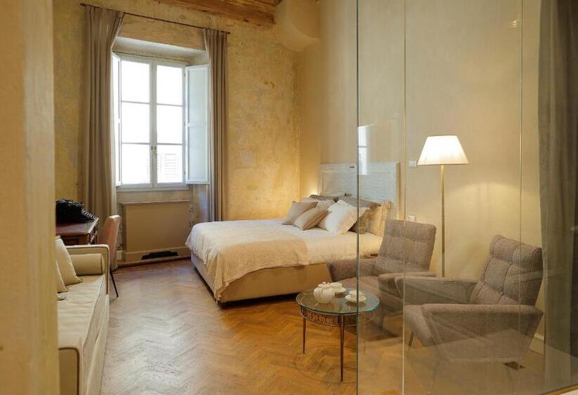 اتاق سوپریور سه تخته, Residenza La Musa Amarcord