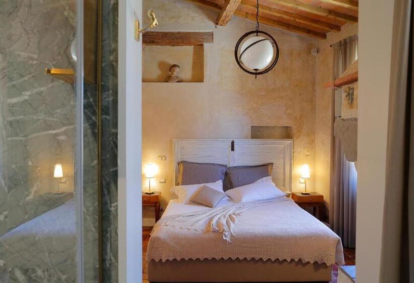 اتاق لوکس, Residenza La Musa Amarcord