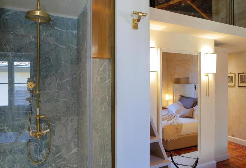 اتاق لوکس, Residenza La Musa Amarcord