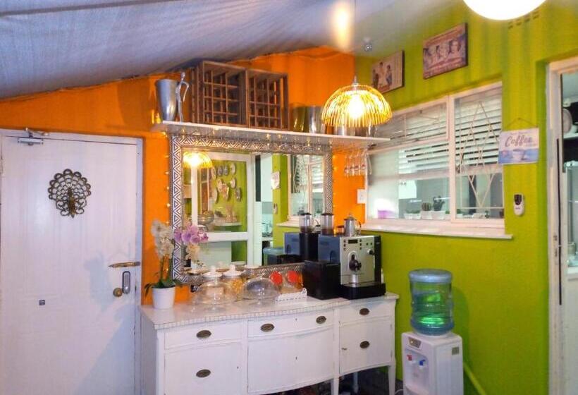 غرفة قياسية حمام مشترك, Mitchell S Guesthouse