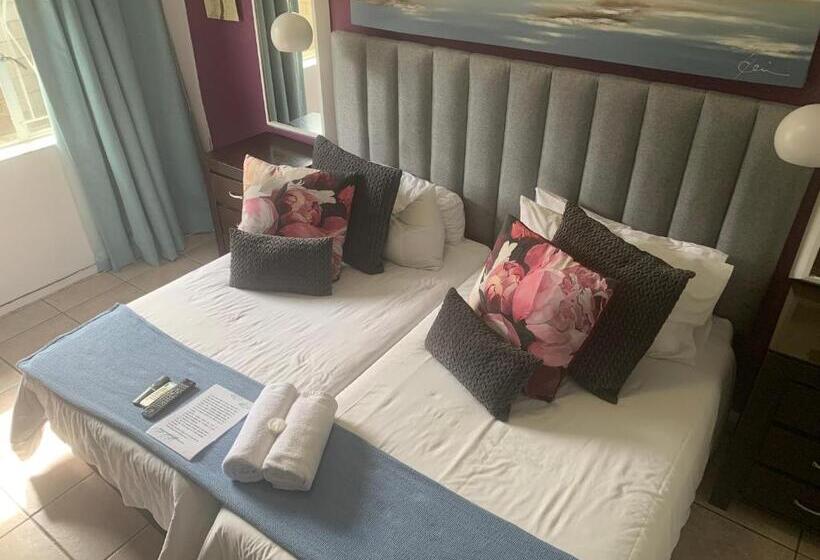 سوییت سوپریور, Mitchell S Guesthouse