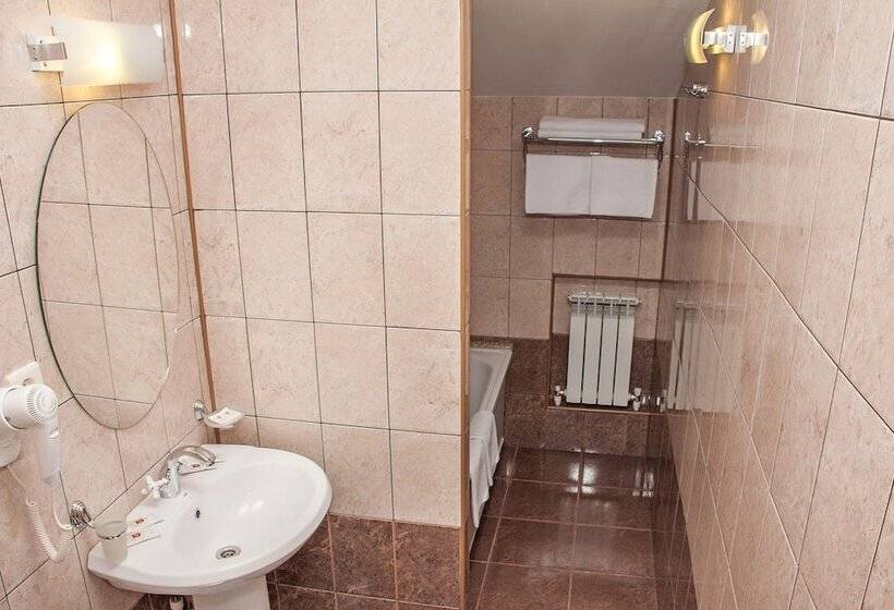 اتاق اکونومی یک تخته, Moskovskaya Zastava