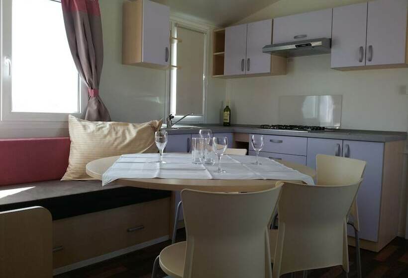 Casa 3 Camere da Letto, Mobile Homes Peroš