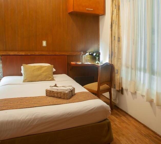 اتاق استاندارد, Chalet Del Carmen