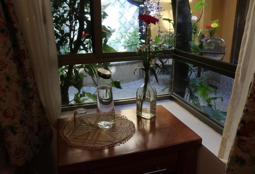 اتاق استاندارد, Chalet Del Carmen