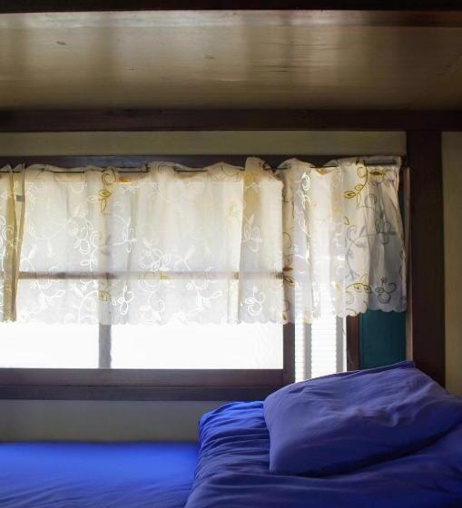اتاق اکونومی, Guest House Irodori Kamakura