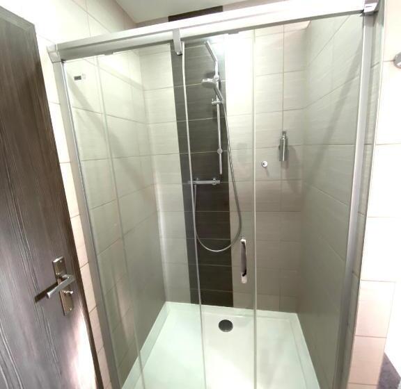 Standard Kolmen Hengen Huone, Penzion Hornička