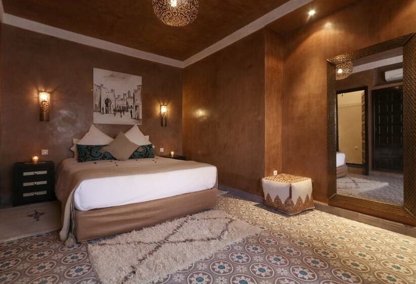 Quarto superior, Riad Faraj