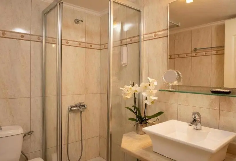 استودیوی سوپریور, Talos Hotel Apartments