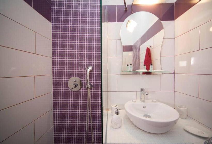 اتاق استاندارد با چشمانداز استخر, Villa Anto
