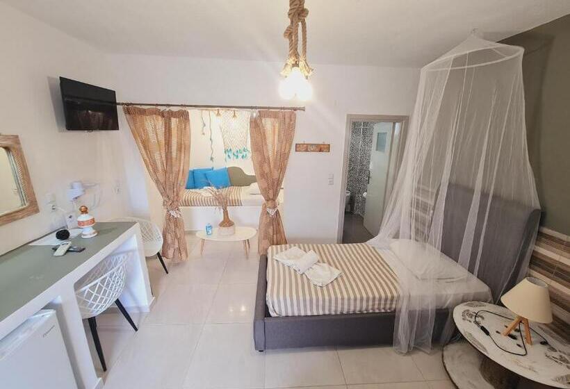 3 Bett Superior Zimmer, Villa Anto