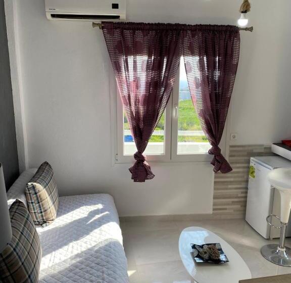 Economy Zimmer, Villa Anto
