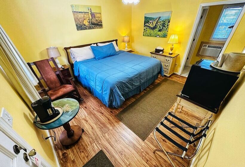 غرفة قياسية سرير كينج, Alpine Village Inn