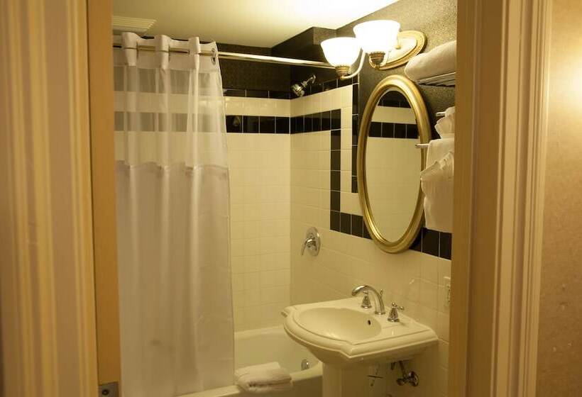 디럭스 룸, Ambassador Hotel Milwaukee, Trademark Collection By Wyndham