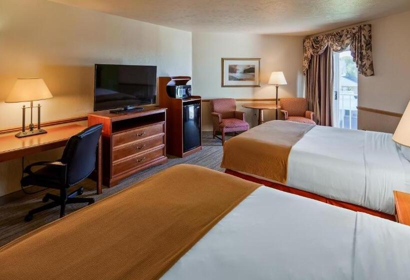 חדר סטנדרט עם מרפסת, Apple Tree Inn; Surestay Collection By Best Western