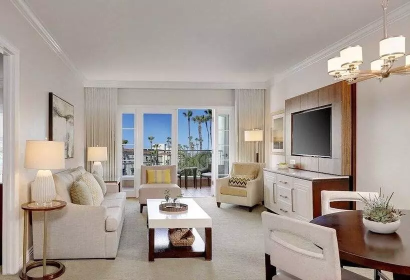 سوئیت برای معلولان, Balboa Bay Resort