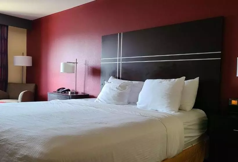 キングサイズベッドのスタンダードルーム, Best Western Shippensburg