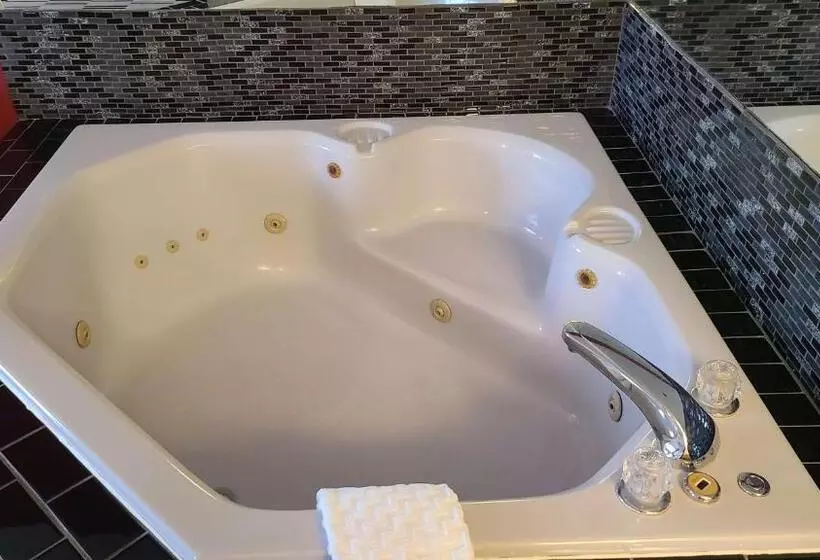 キングサイズベッドのスイートルーム, Best Western Shippensburg