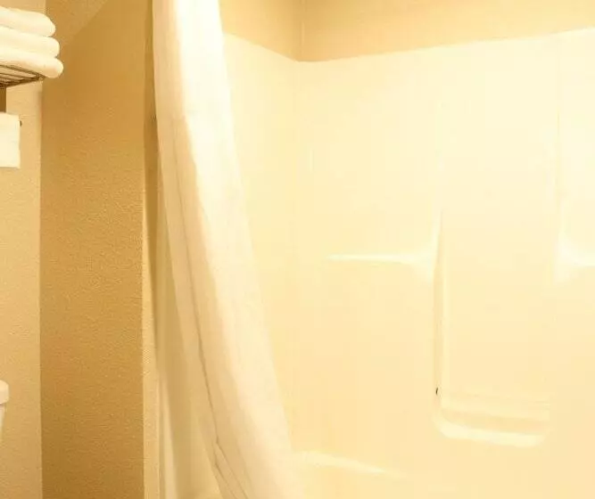 Deluxe-huone, Days Inn By Wyndham Black River Falls   Access To Atv Trail