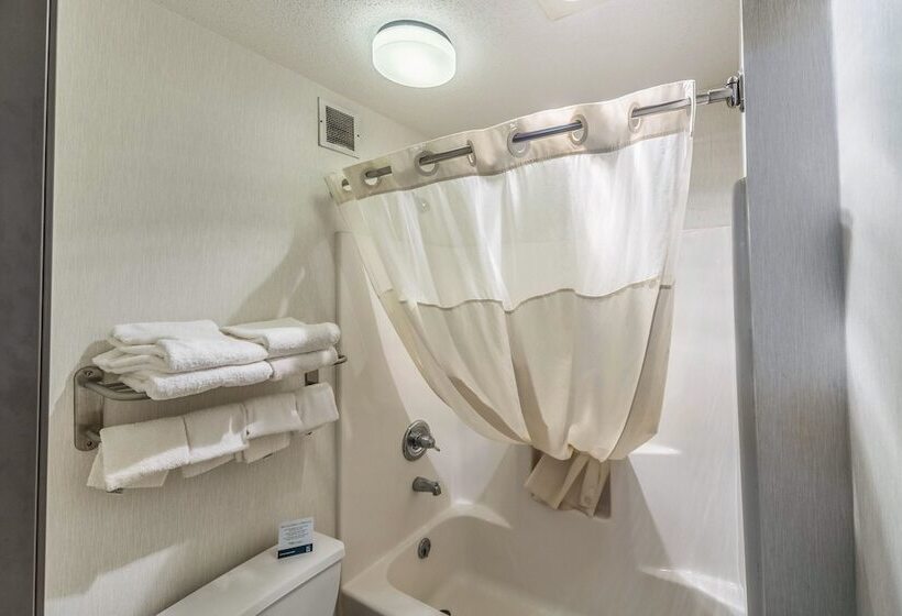 חדר סטנדרט שתי מיטות זוגיות, Quality Inn Columbia City Near Us30