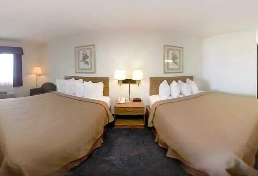 ２ダブルベッドのスタンダードルーム, Quality Inn Hudsonville South