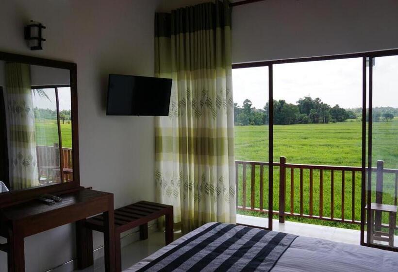 Номер Стандарт с Балконом, Sunshine Tourist Rest