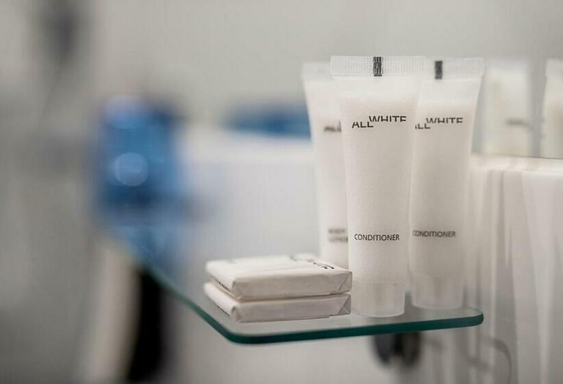 سوییت خانوادگی, 201